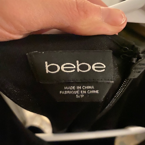 Black and white dress…very flattering. - Picture 2 of 2